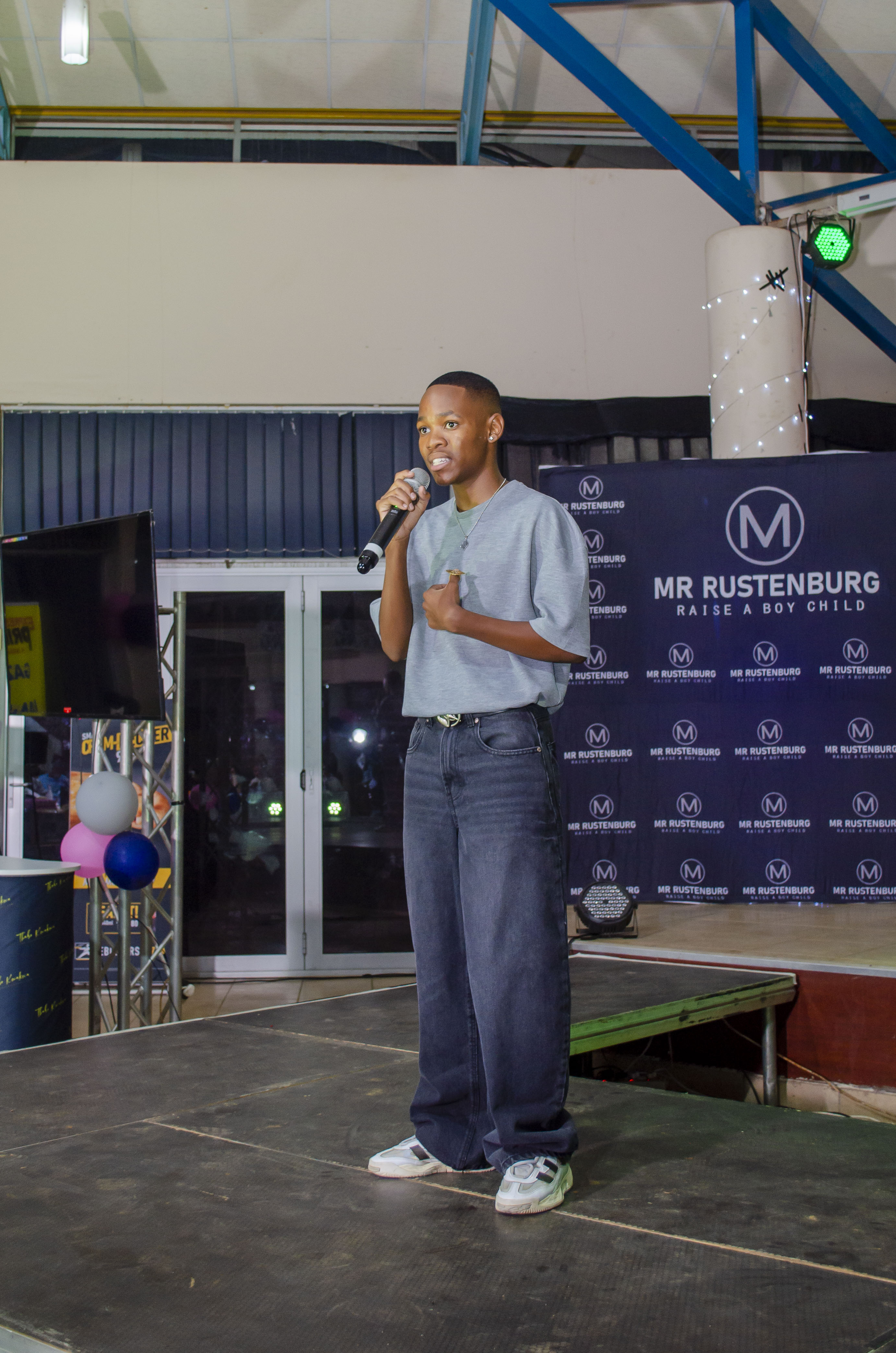 Bajay Jay clothing presentation
